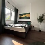 Prime1850 - Honberg Apartman *